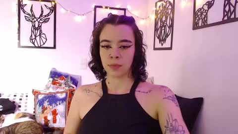 Snapshot of _marcela_wi chatting on 2, 1, 2025 Marce  online show from 2, 1, 2025