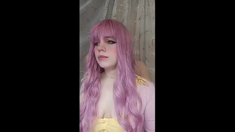 Snapshot of _marcelline_ chatting on 5, 1, 2025 Kira online show from 5, 1, 2025