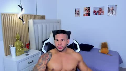 _matthew_santos_ online show from 9, 4, 2026