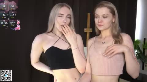 Elva and Kate  online show from 21, 9, 2025