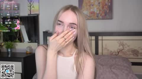 Elva and Kate  online show from 27, 9, 2025