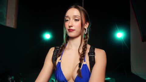 Snapshot of _meganmeow_ chatting on 25, 1, 2025 Saturday - start 2030-2130 GMT online show from 25, 1, 2025