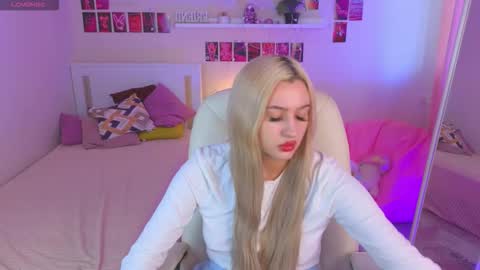 Snapshot of _melanykink chatting on 28, 9, 2025 Melany online show from 28, 9, 2025