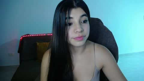  MIa blue 18  online show from 8, 4, 2026