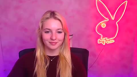 Snapshot of _mila_la_ chatting on 6, 2, 2025 Melanie online show from 6, 2, 2025