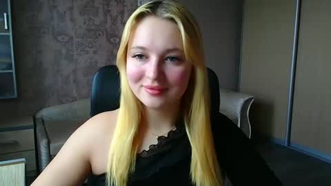 Snapshot of _mila_la_ chatting on 9, 5, 2026 Melanie online show from 9, 5, 2026