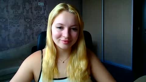 Snapshot of _mila_la_ chatting on 1, 6, 2026 Melanie online show from 1, 6, 2026