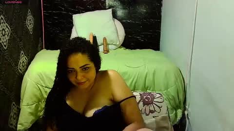 _milf_naughty online show from 18, 4, 2026