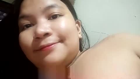 _milkytitsmomxx_ online show from 3, 2, 2026