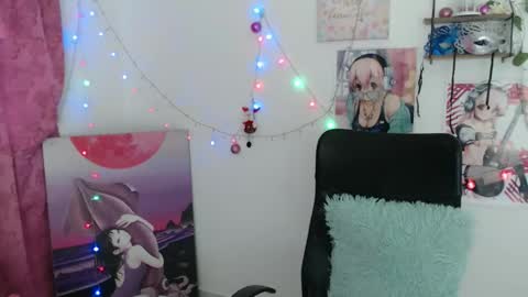 _mindy_moon online show from 11, 2, 2026