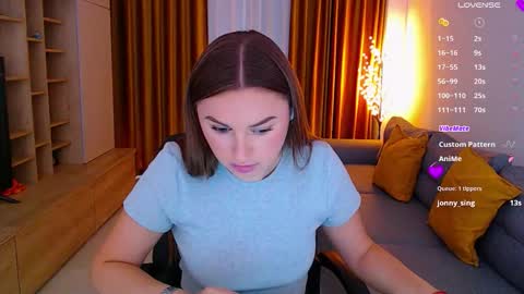 Mia online show from 6, 11, 2025