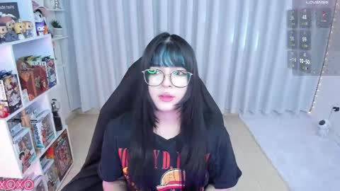 Hanna  Idependent Model   online show from 17, 5, 2026