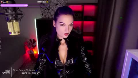 Snapshot of _mistress__ chatting on 16, 12, 2024 Mistress Milana online show from 16, 12, 2024