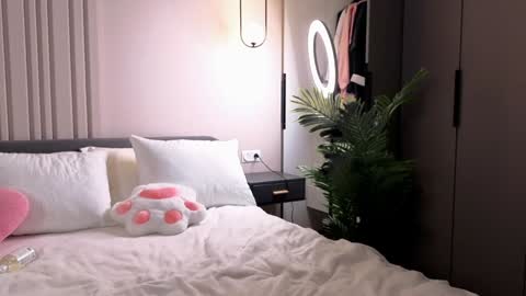 alienmito online show from 3, 2, 2026