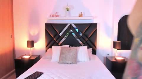 mizuki  online show from 27, 3, 2026