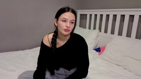 Karina online show from 8, 11, 2025