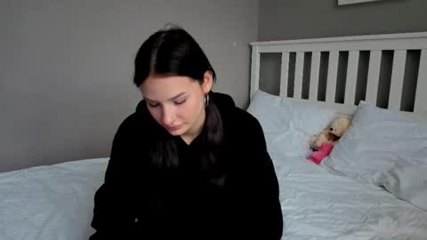 Karina online show from 9, 11, 2025