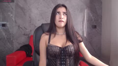 Monserrate online show from 31, 10, 2025