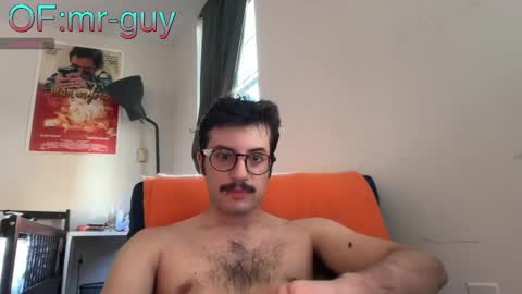 _mrguy_ online show from 11, 4, 2026