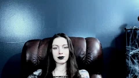 Snapshot of _naamah chatting on 4, 10, 2025 _naamah online show from 4, 10, 2025