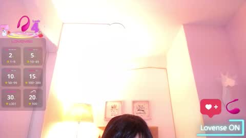 nahomi  online show from 11, 11, 2025