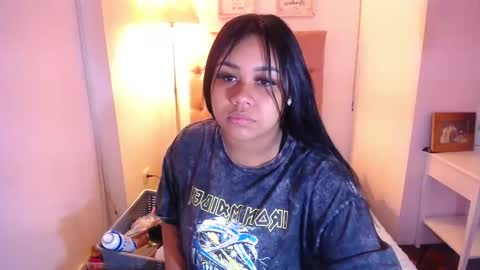 nahomi  online show from 13, 11, 2025