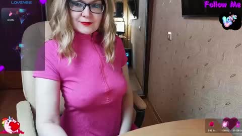 Snapshot of _natali_ chatting on 3, 3, 2025 MagicWoman online show from 3, 3, 2025