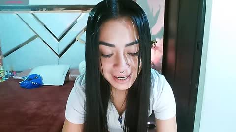 Natasha Rodriguez independent model online show from 20, 1, 2025