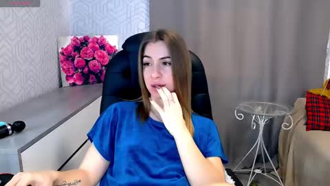 Snapshot of _naughty_megan_ chatting on 7, 3, 2025 Megan online show from 7, 3, 2025