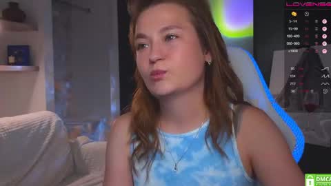 Snapshot of _nemalkovamia chatting on 25, 7, 2026 Mia with a big heart online show from 25, 7, 2026