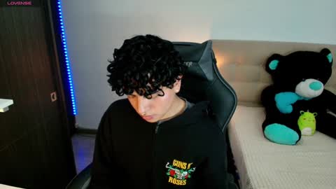 Snapshot of _nickconnor1 chatting on 2, 12, 2024 Nicolas online show from 2, 12, 2024