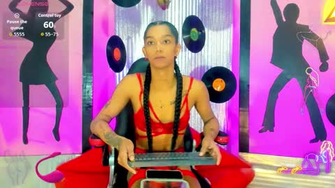 Nicky  Please help me with your thumbs up its importan online show from 18, 10, 2025