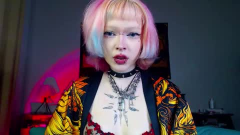 Nicole online show from 7, 1, 2026