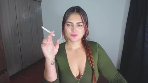 Snapshot of _ninahot chatting on 24, 12, 2024 Nina online show from 24, 12, 2024