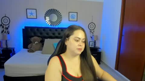 Snapshot of _oliviajoness chatting on 25, 4, 2026 Olivia jones online show from 25, 4, 2026