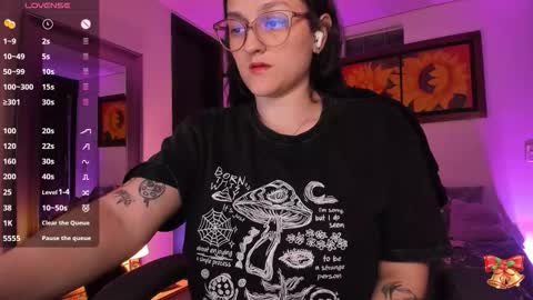 violeta ig  online show from 28, 11, 2025