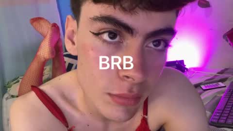 Snapshot of _peachyboy chatting on 19, 6, 2026 esteban online show from 19, 6, 2026