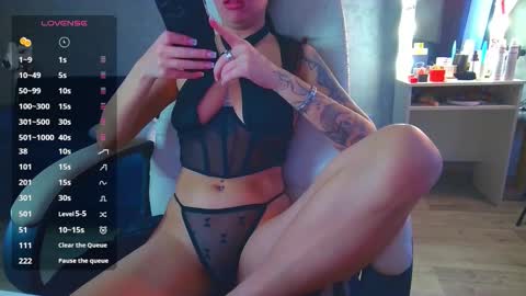 Ilona online show from 4, 12, 2025