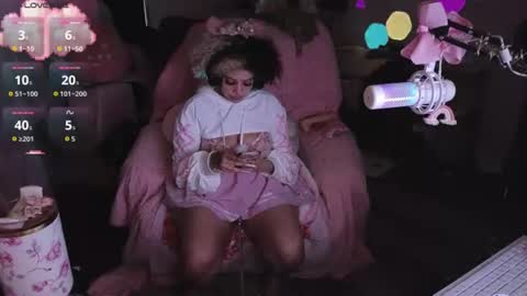 Snapshot of _porcelaindoll_ chatting on 19, 6, 2026 SayaSleepingBeautyBabyGirl online show from 19, 6, 2026