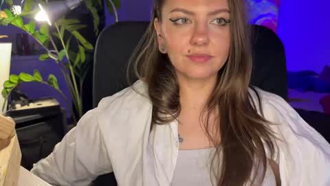 Snapshot of _private_person_ chatting on 28, 1, 2025 HADLY today day-off see u online 0112 online show from 28, 1, 2025