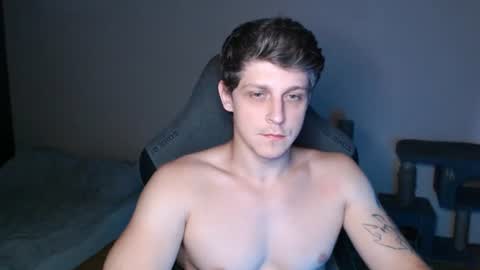 Snapshot of _purrari chatting on 15, 7, 2026 Vampire online show from 15, 7, 2026