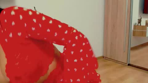 Sarah online show from 3, 10, 2025