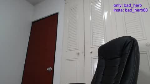 Alejandra  online show from 25, 9, 2025