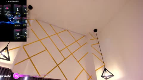 rebecca online show from 25, 9, 2025