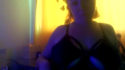 Snapshot of _redgold chatting on 31, 3, 2026 REDGOLD BABY online show from 31, 3, 2026