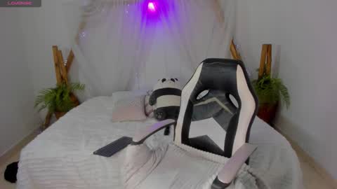 Moon online show from 22, 12, 2025