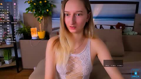 I am Rina online show from 25, 10, 2025