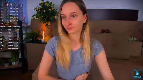 I am Rina online show from 12, 11, 2025