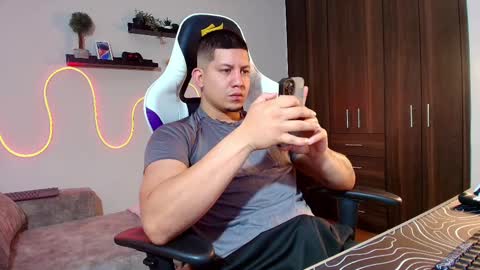 Roberto online show from 22, 2, 2025