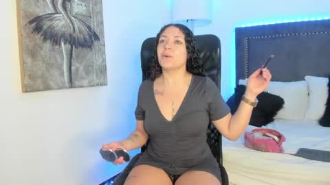 Snapshot of _rubystrong__ chatting on 16, 4, 2026 Ruby Strong online show from 16, 4, 2026